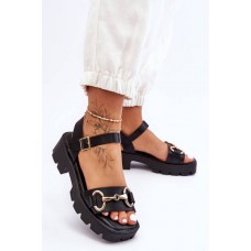 Moteriški odiniai sandalai su juodos spalvos emori puošmena